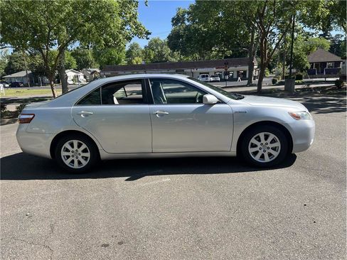 Used 2009 Toyota Camry Hybrid image 4