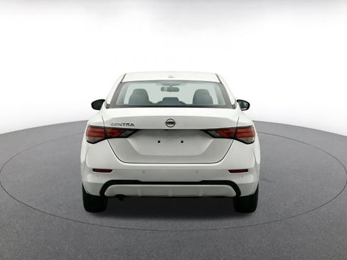 Used 2025 Nissan Sentra S FWD image 8