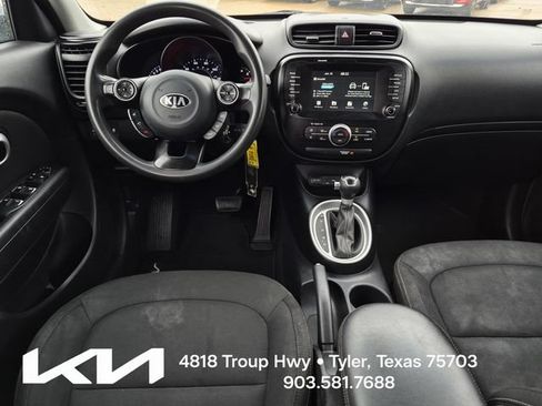 Used 2018 Kia Soul + FWD image 21