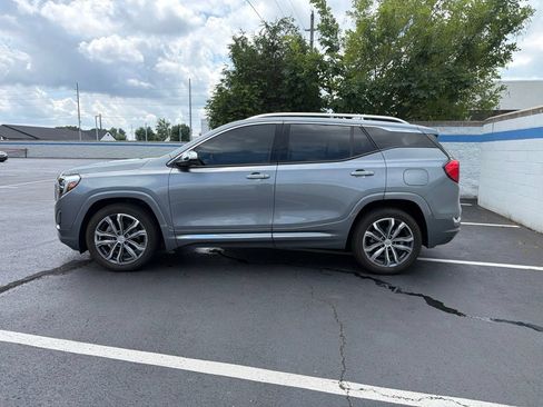Certified 2018 GMC Terrain Denali w/ Advanced Safety Package FWD image 2