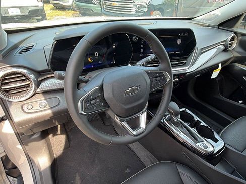New 2026 Chevrolet Trax ACTIV w/ Driver Confidence Package FWD image 3