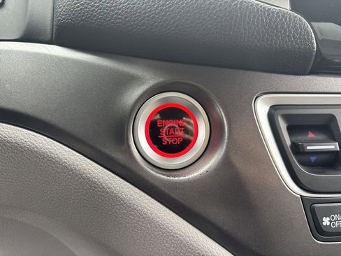 Used 2018 Honda Pilot EX-L image 17