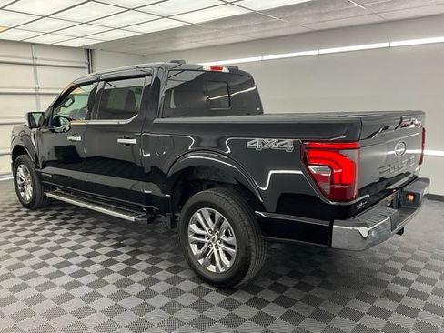 Used 2024 Ford F150 Lariat w/ Tow/Haul Package AWD/4WD image 19