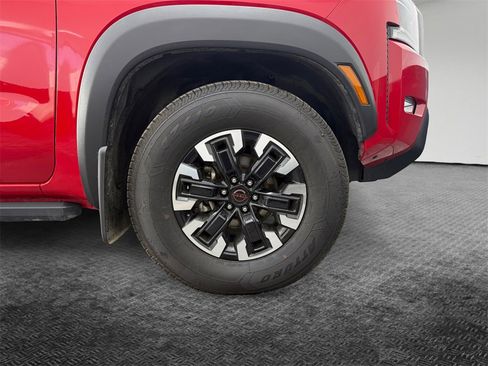 Used 2023 Nissan Frontier PRO-4X w/ Pro Convenience Package image 11