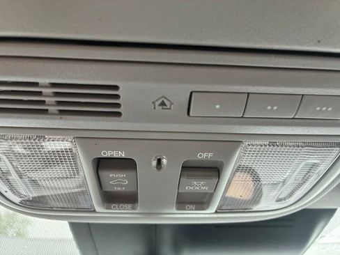 Used 2021 Honda CR-V EX-L image 31