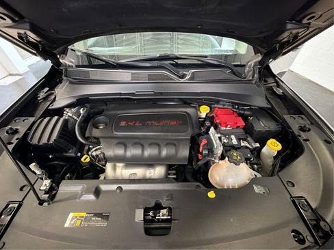 Used 2021 Jeep Compass Trailhawk AWD/4WD image 11