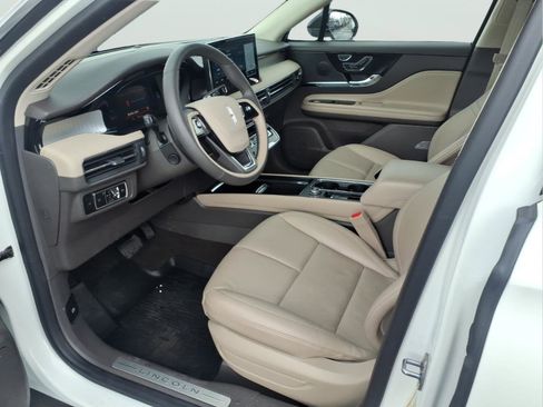 Used 2024 Lincoln Corsair AWD w/ Equipment Group 101A image 12