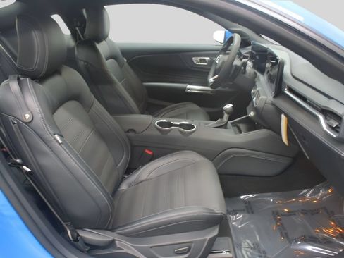 Used 2024 Ford Mustang GT Premium RWD image 17