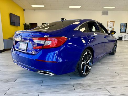 Used 2021 Honda Accord Sport image 6