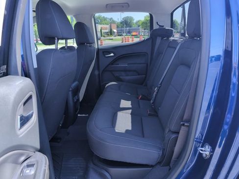 Used 2019 Chevrolet Colorado LT w/ LT Convenience Package AWD/4WD image 24