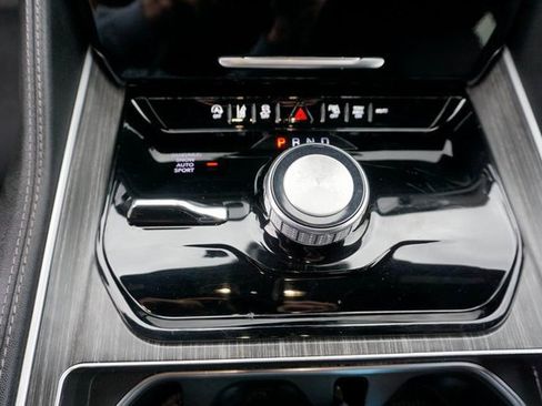 Used 2024 Jeep Wagoneer Series II image 24