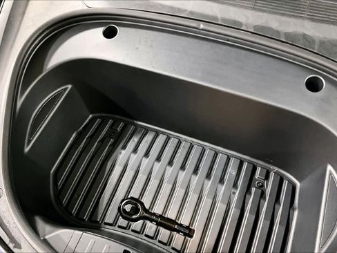 Used 2022 Tesla Model 3 Long Range image 32