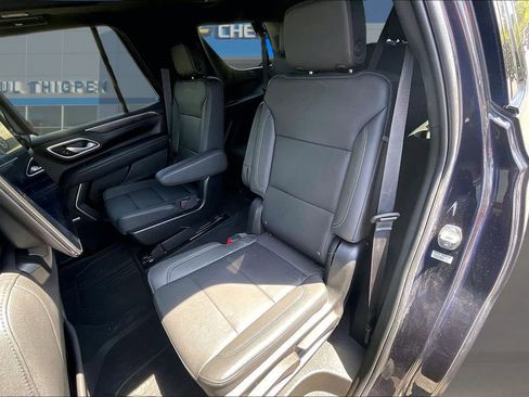Used 2024 Chevrolet Tahoe Z71 w/ Luxury Package AWD/4WD image 22