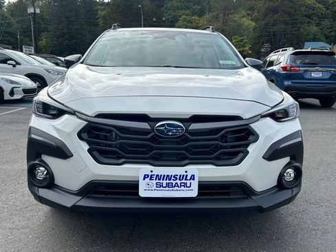 New 2025 Subaru Crosstrek 2.5i Limited w/ Crosstrek Mirror Package image 3