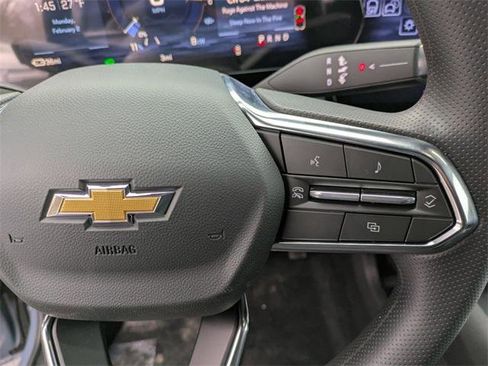 New 2026 Chevrolet Equinox EV LT image 15