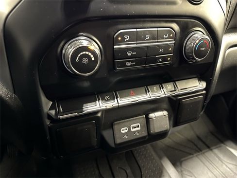 Certified 2020 Chevrolet Silverado 1500 LT w/ LT Value Package image 18