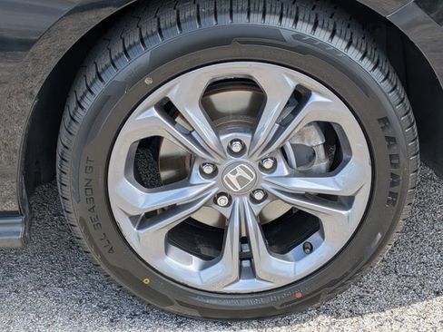 Certified 2023 Honda Accord EX image 22