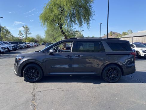 New 2026 Kia Carnival SX w/ SX Dark Edition Package image 5