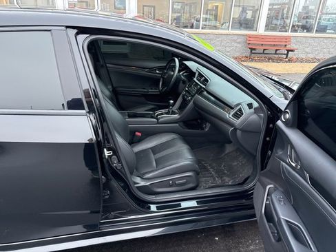 Used 2020 Honda Civic Sport Touring image 5