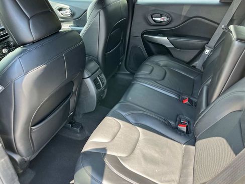 Used 2020 Jeep Cherokee High Altitude image 17