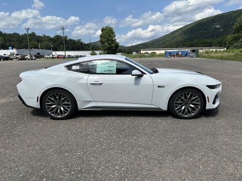 New 2025 Ford Mustang GT Premium image 8