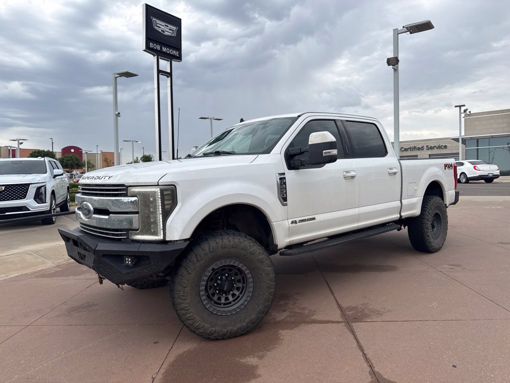 Used 2019 Ford F250 Lariat w/ Lariat Value Package AWD/4WD image 1
