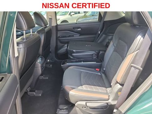 Certified 2022 Nissan Pathfinder Platinum w/ Cargo Package AWD/4WD image 13