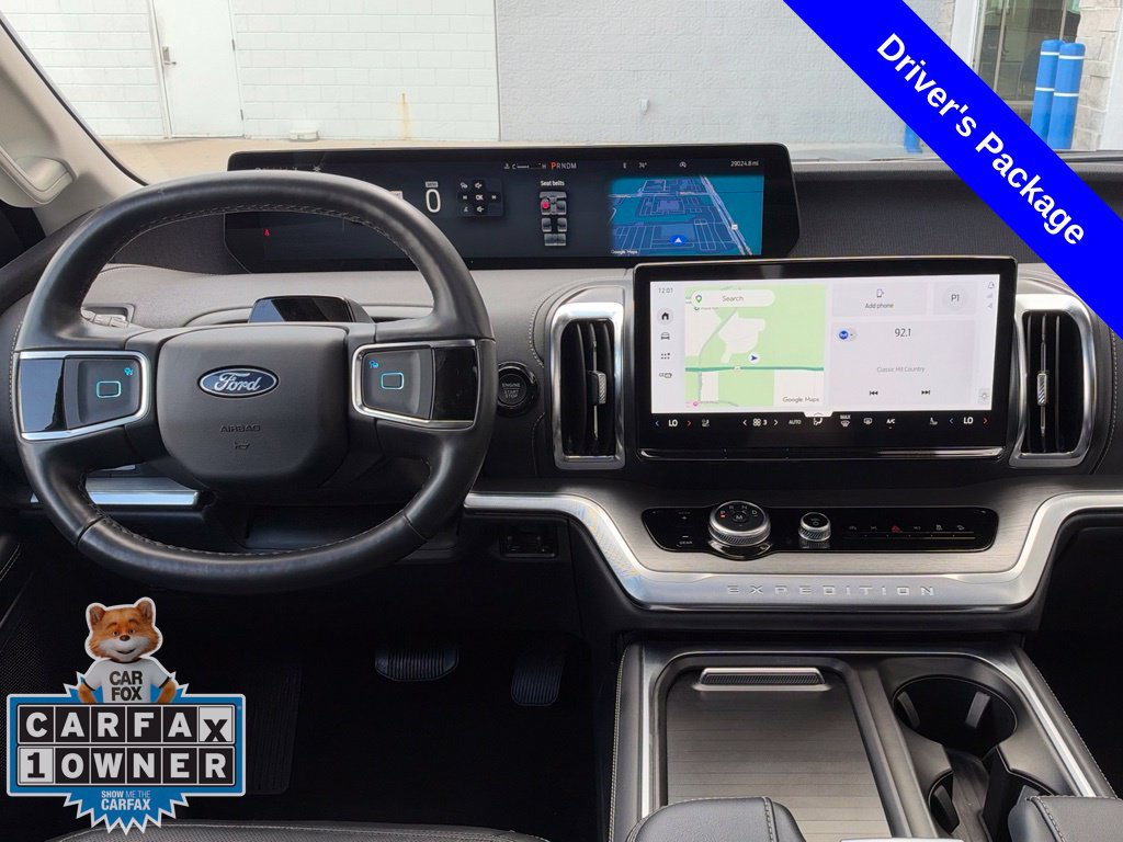 Used 2026 Ford Expedition Platinum w/ Driver's Package AWD/4WD image 8