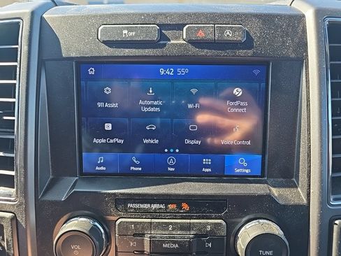 Used 2020 Ford F150 XLT w/ Equipment Group 302A Luxury AWD/4WD image 26