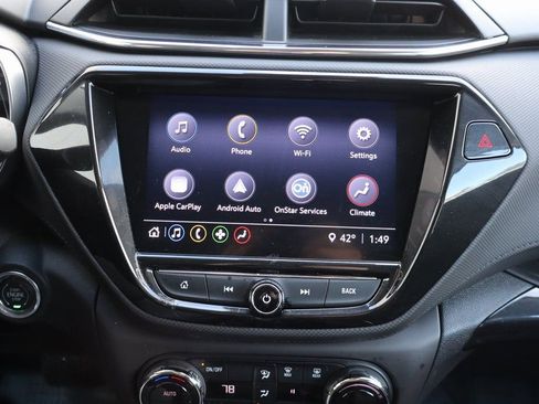 Used 2021 Chevrolet TrailBlazer LT w/ Convenience Package image 9