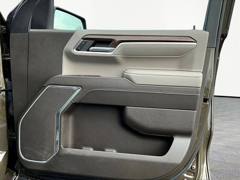 Used 2023 Chevrolet Silverado 1500 LT w/ Max Trailering Package image 29