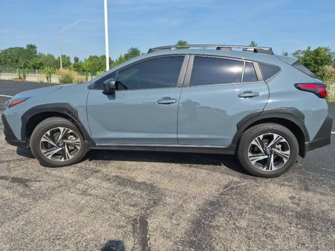 Used 2024 Subaru Crosstrek 2.0i Premium AWD/4WD image 10