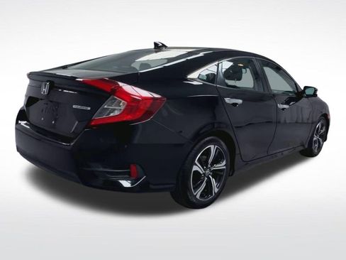 Used 2017 Honda Civic Touring image 8