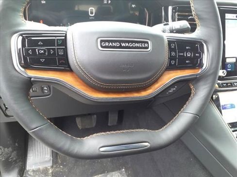 New 2024 Jeep Grand Wagoneer Series III w/ HD Trailer Tow Package image 14