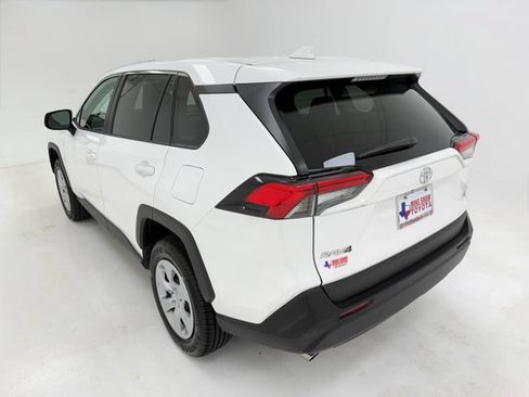 Used 2025 Toyota RAV4 LE FWD image 38