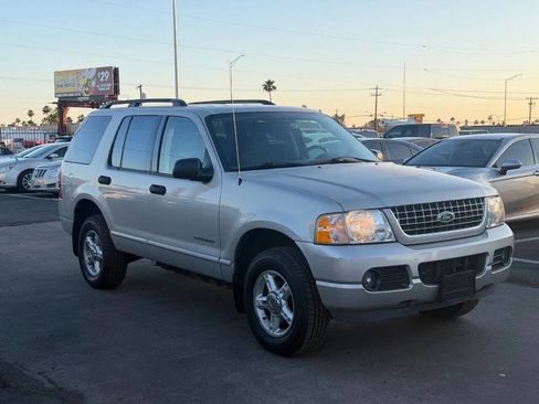 Used 2004 Ford Explorer Sport XLT AWD/4WD image 13