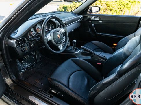 Used 2005 Porsche 911 Carrera S RWD image 7