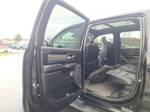 Used 2022 RAM 1500 Laramie image 12