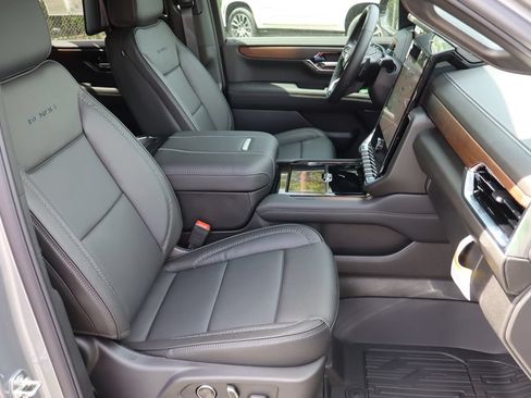 New 2026 GMC Yukon XL Denali w/ Denali Reserve Package AWD/4WD image 31