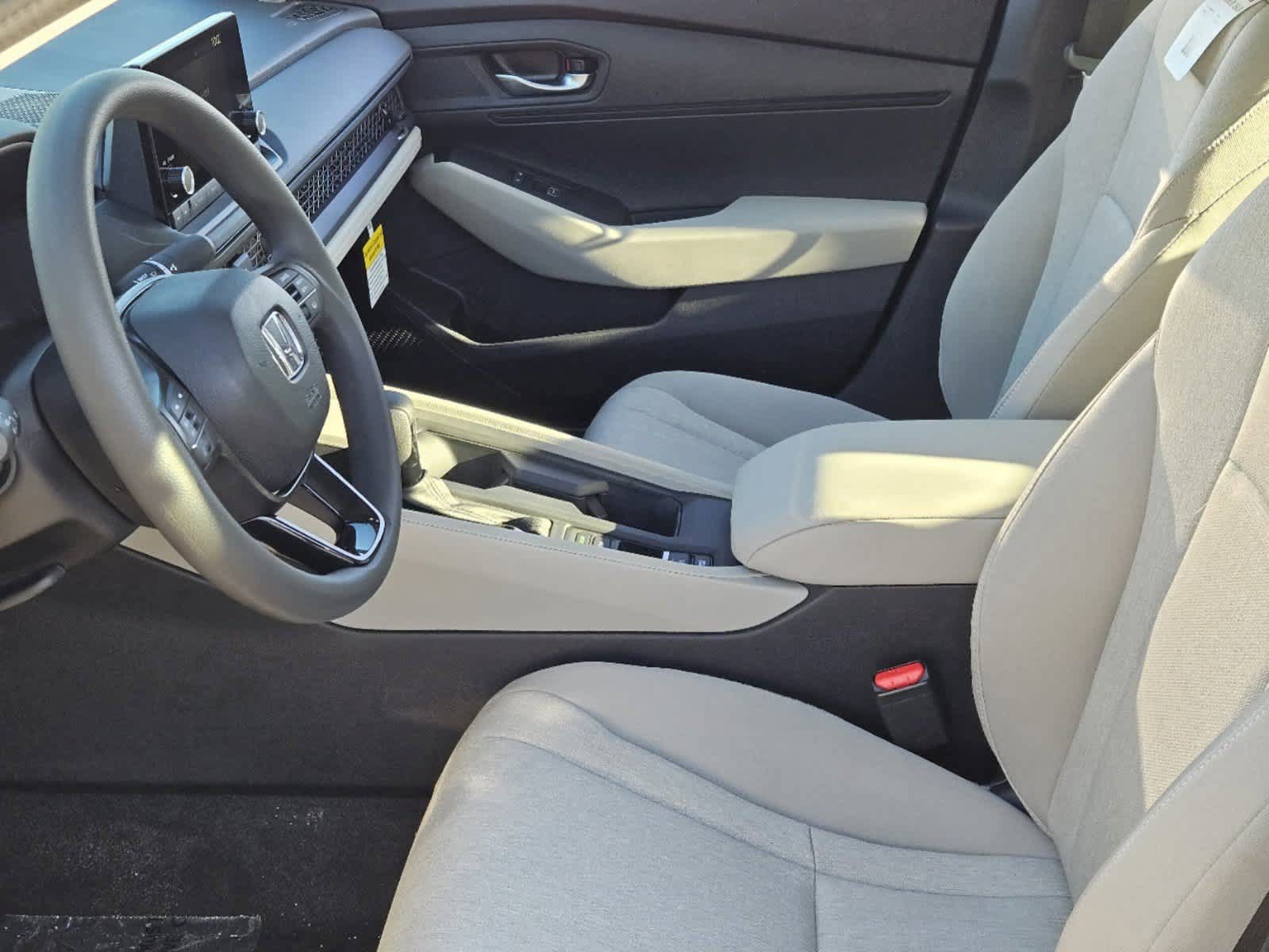 Certified 2025 Honda Accord LX image 10