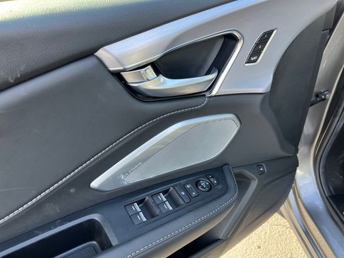 Certified 2025 Acura RDX w/ Technology Package image 13