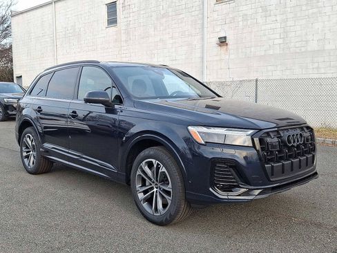 New 2026 Audi Q7 Premium image 10
