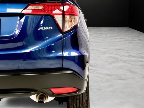 Used 2016 Honda HR-V EX-L image 14