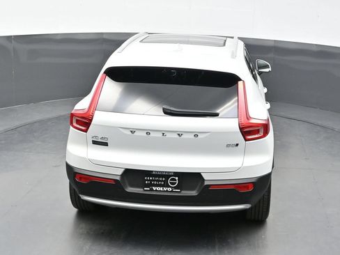 Used 2025 Volvo XC40 B5 Core AWD/4WD image 33
