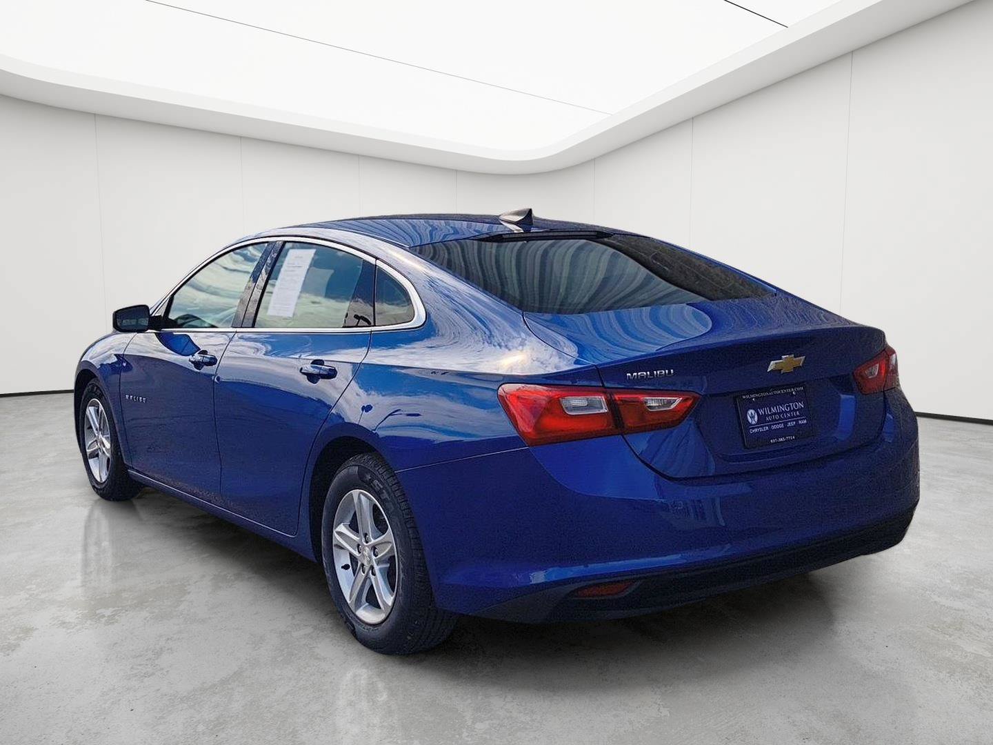 Used 2023 Chevrolet Malibu LS FWD image 30