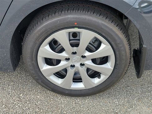 Used 2026 Toyota Corolla LE image 5