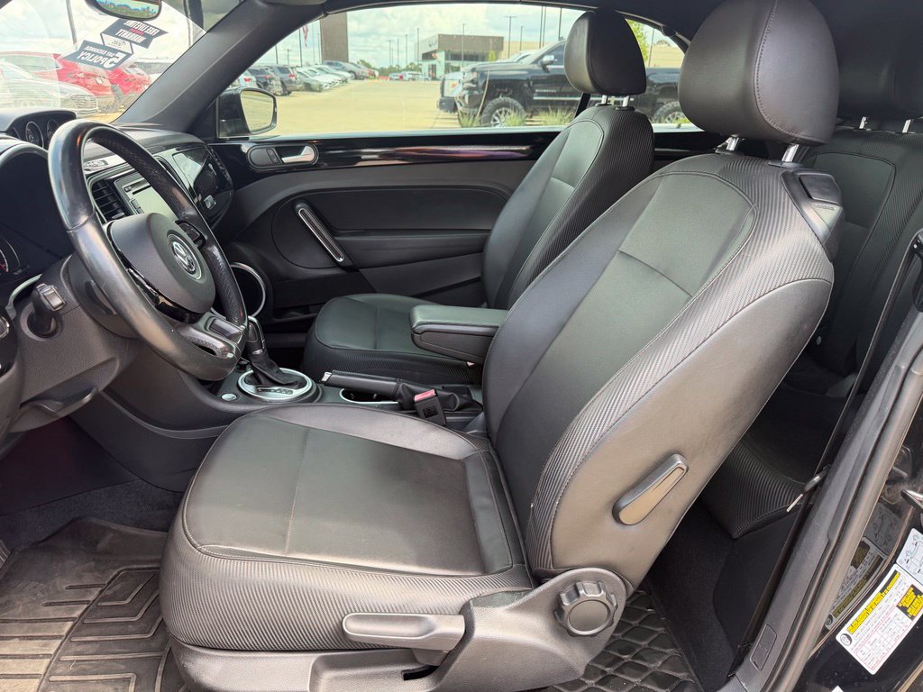 Used 2014 Volkswagen Beetle TDI FWD image 10