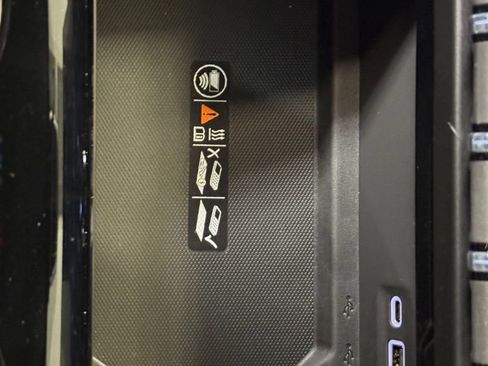 New 2026 GMC Yukon Elevation AWD/4WD image 39