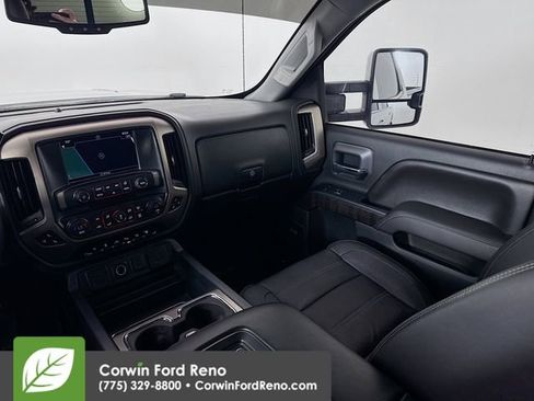 Used 2016 GMC Sierra 2500 Denali w/ Duramax Plus Package image 24