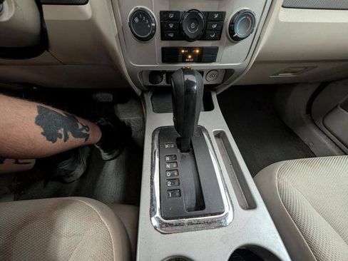 Used 2008 Ford Escape XLT FWD image 29